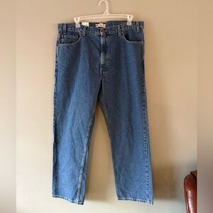 Vintage men’s Levi’s regular fit denim jeans size 42/32